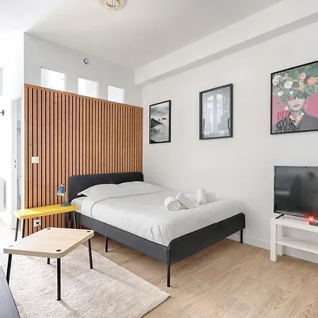 Apartman De Charme Proche De La Place De La Nation