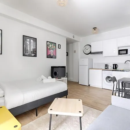 De Charme Proche De La Place De La Nation Apartment *