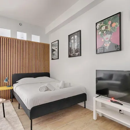 De Charme Proche De La Place De La Nation Apartment Paris